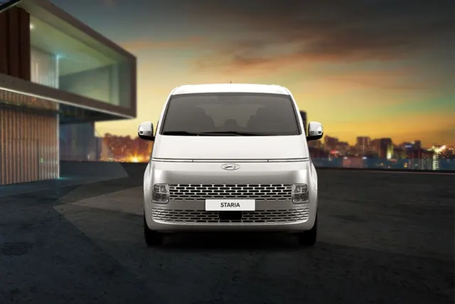 Hyundai Staria Premium