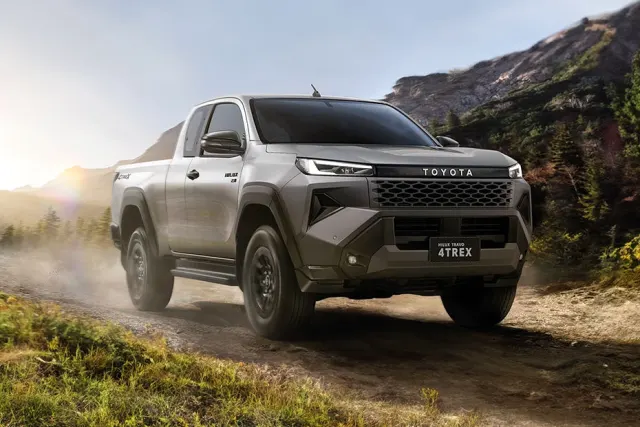 Toyota Hilux Travo Prerunner & 4TREX